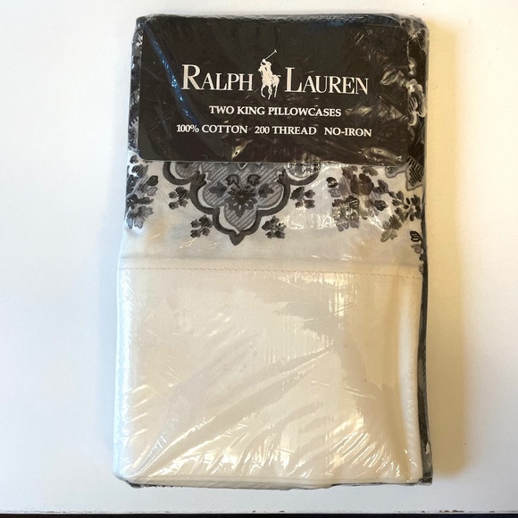 Ralph Lauren Gazebo King Pillowcases - set of two new in package - Picture 1 of 2